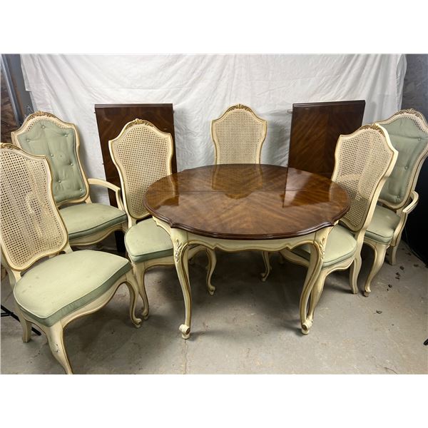 Drexel Dining Table & Chairs