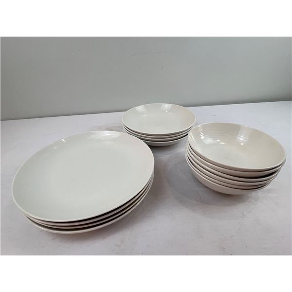 Royal Doulton Gordon Ramsay Dish Set