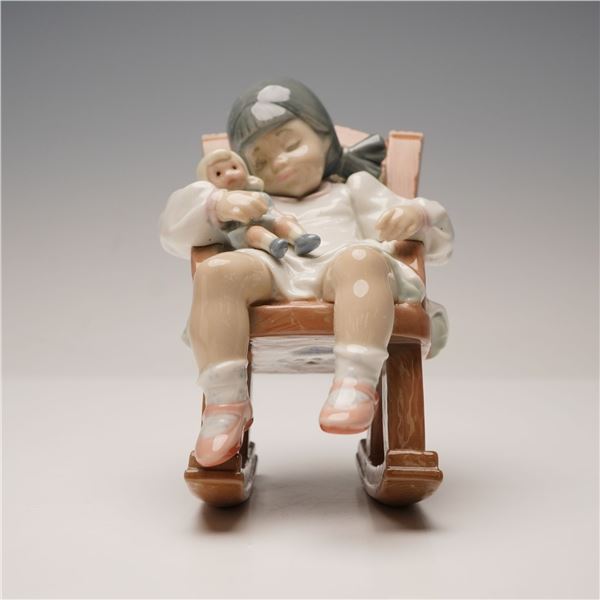 Lladro Porcelain Figurine, Naptime 1005448