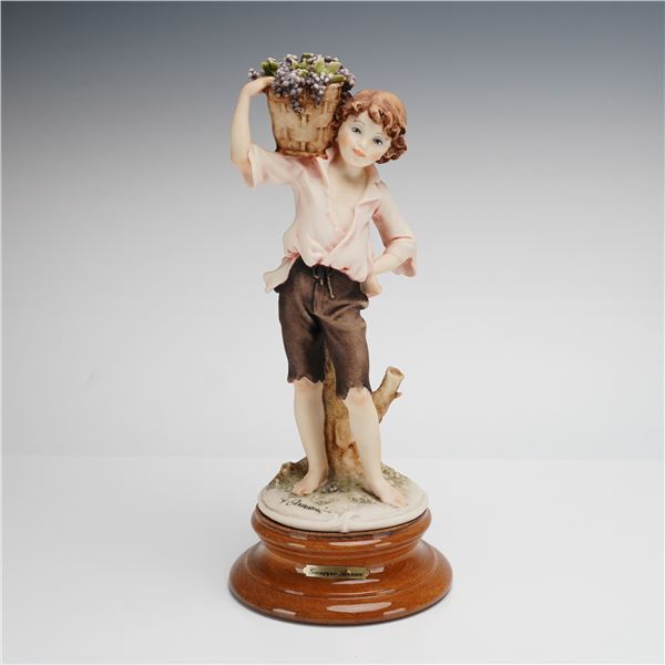 Giuseppe Armani Florence Sculture d'Arte Figurine, Boy with Grapes