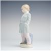 Image 3 : Lladro Porcelain Figurine Boy with Robe 4900