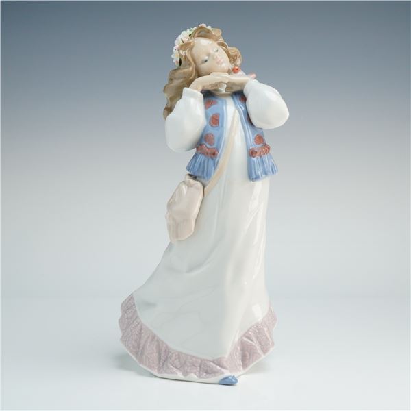 Lladro Porcelain Figurine, Dreams of a Summer Past 01006401