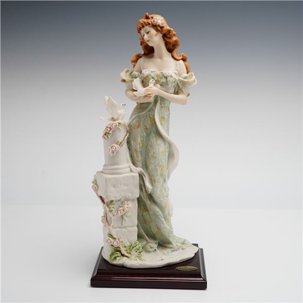 Giuseppe Armani Porcelain Figurine, Lady with Doves