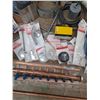 Image 3 : * Assorted Plumbing Supplies, Tote - Cannot Ship