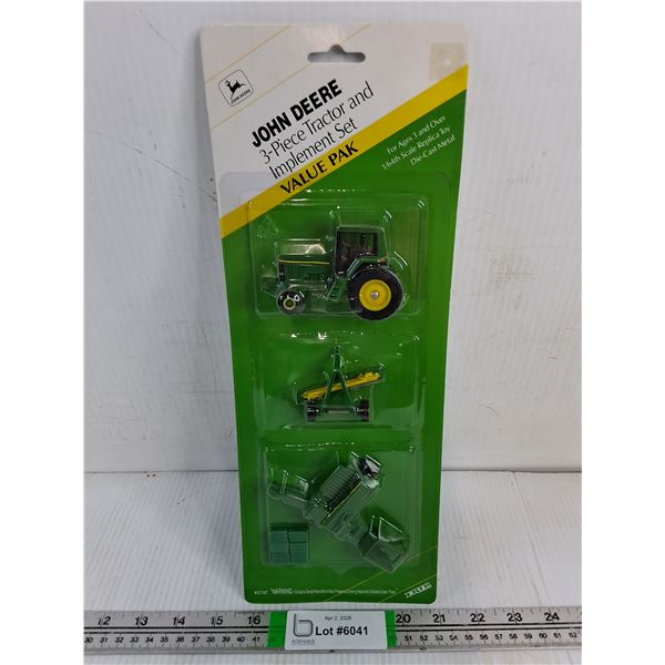 1:64 John Deere 3-Piece Tractor and Implement Set (NIB)