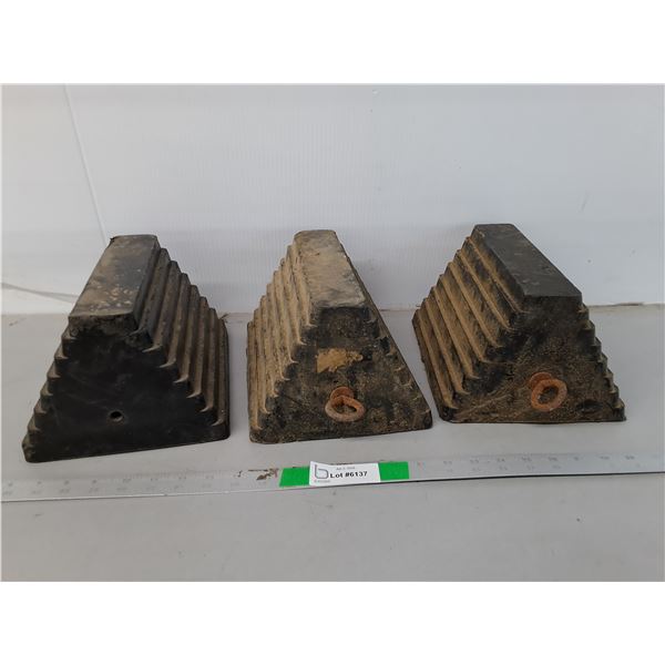 (3) Rubber Wheel Chocks 9.25" x 7.75" x 5.75"- Pickup Preferred
