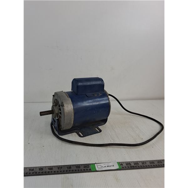 Crompton Greaves B56 Single-Phase Induction Motor ( powers on, cannot ship)