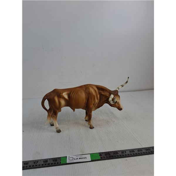 Breyer Texas Longhorn Bull Figurine