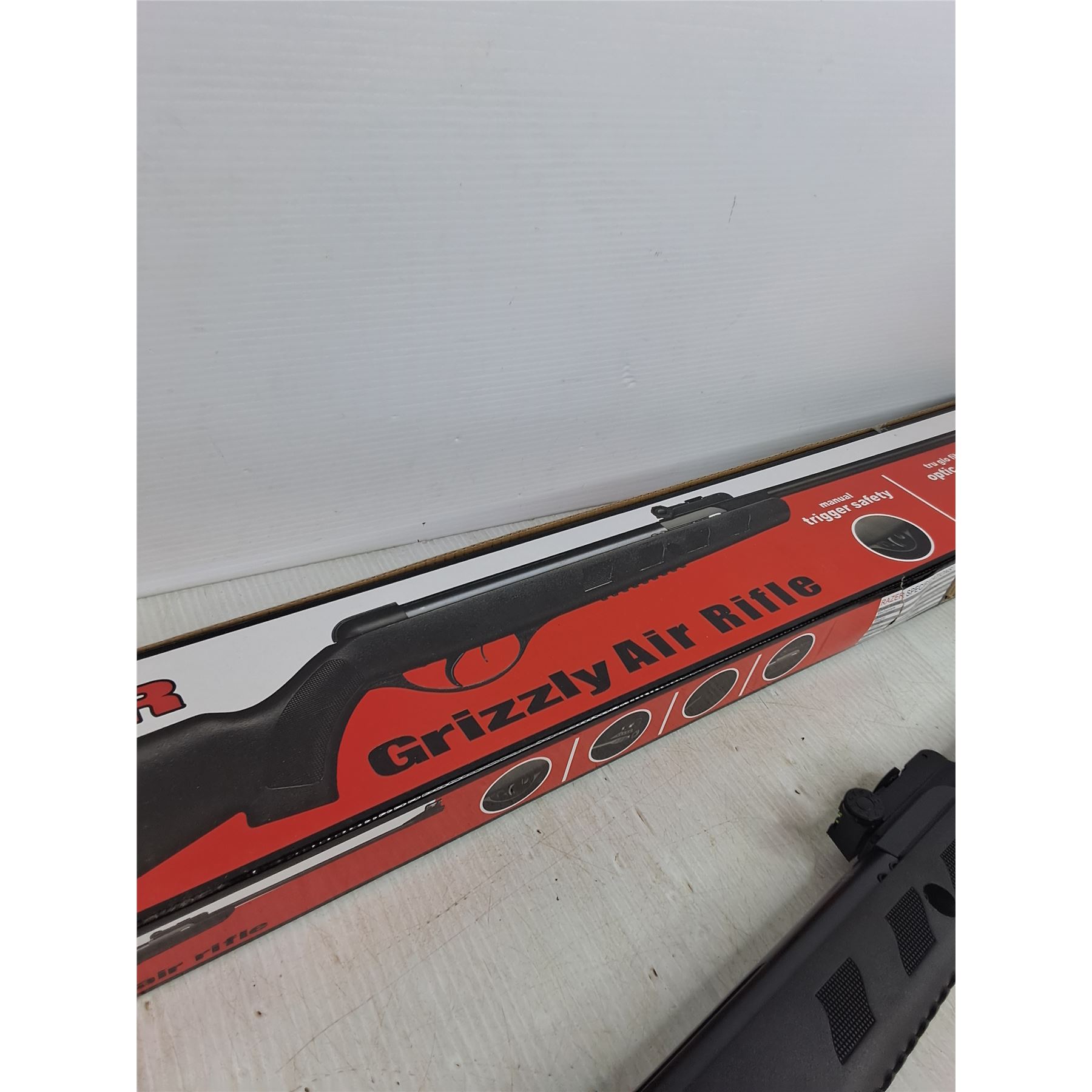 Grizzly Air Rifle .177 Caliber 39.5