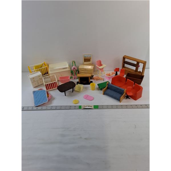 Vintage Dollhouse Furniture