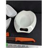 Image 3 : Assorted Ceramic Dishes & RR Gusto Grip Kitchen Knife