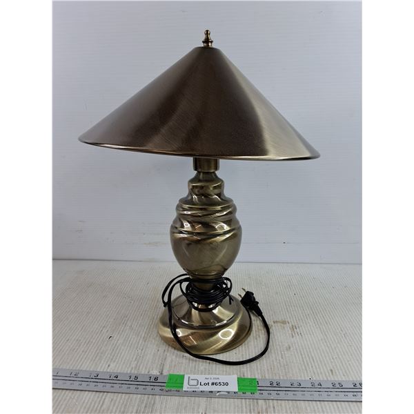 Brass Table Lamp - Powers On, As Is - PICK UP ONLY