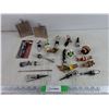 Image 1 : (2) Liquor Flasks, Wine Bottle Openers, Decorative Corks