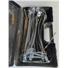 Image 2 : "The Radial Chain" Vehicle Tire Chain Kit - Tote Latches Broken
