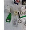 Image 2 : Mugs, Night Lights, Bottle Openers, Battery Charger, Reading Light - Tested