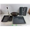 Image 1 : Kitchen Aid Blender - Powers On, As Is, Baking Trays, Broiler w/Lid, Loaf Pan