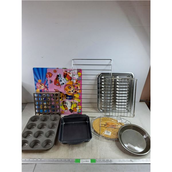 Cupcake Trays, Roasting Rack w/Lift Out Handles, Pie Pan, Paw Patrol Cutting Boards - Misc
