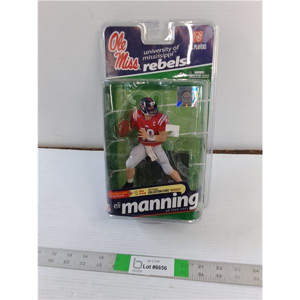 Action Figure  -  McFarlanes -  Eli Manning (Ole Miss)