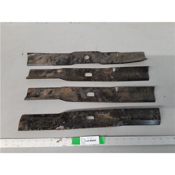 (4) Lawnmower Blades Up to 20.5", Pickup Preferred