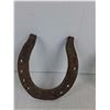 Image 3 : (2) Vintage Horseshoes
