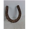 Image 5 : (2) Vintage Horseshoes