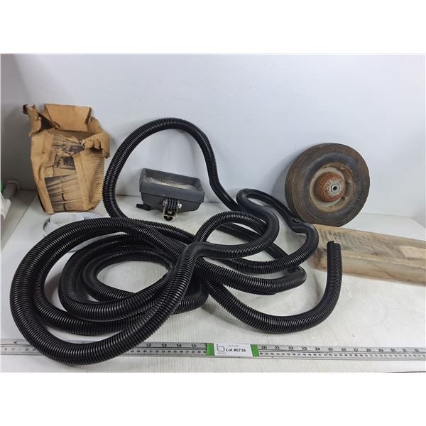 Air Control Floor Vent, Plastic Hose- Cracked , & Light - PICK UP
