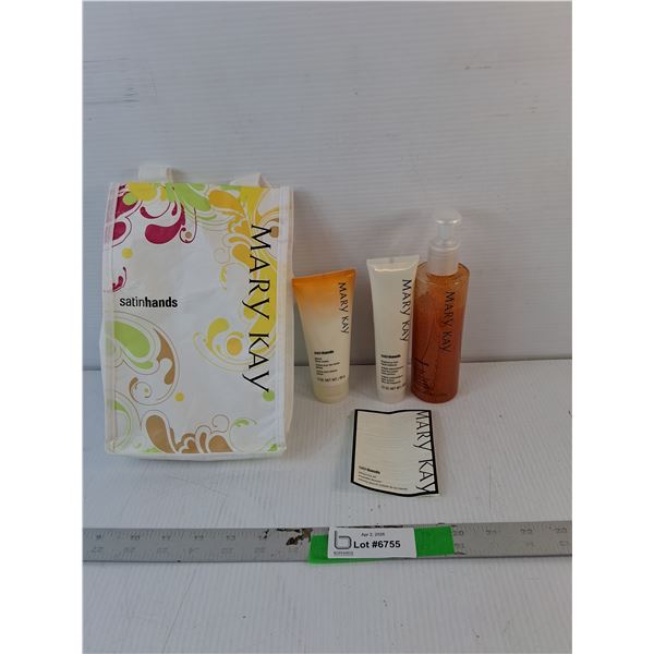 Mary Kay Satin Hands Set-Cream, Scrub, Softener- PICK UP