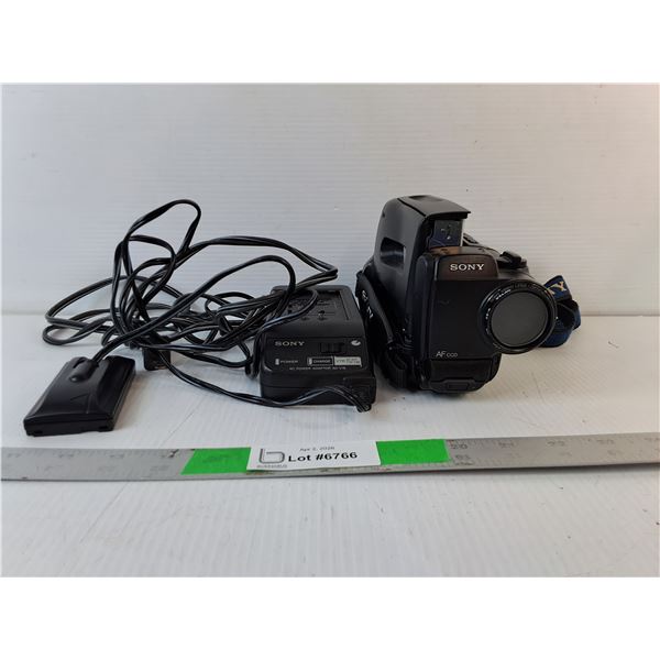Sony Handycam Video 8 & Battery Charger- As Is, Tape Holder Appears Stuck Open