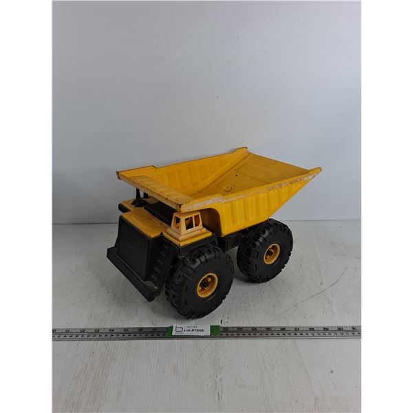 Metal Toy Dump Truck 16"