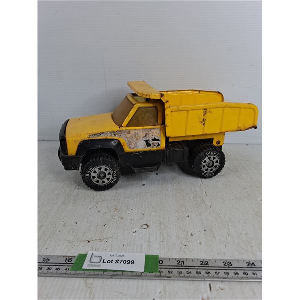 Tonka Metal Toy Dump Truck 13 3/4"