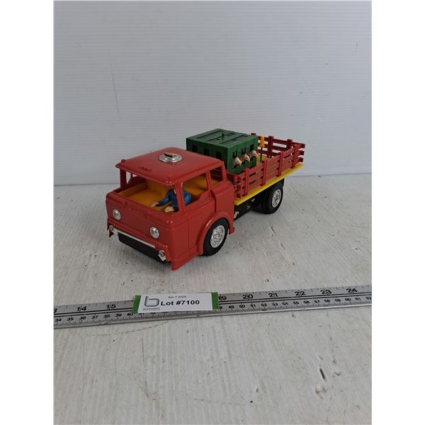 Toy Chicken Transport Farmer Truck 11"