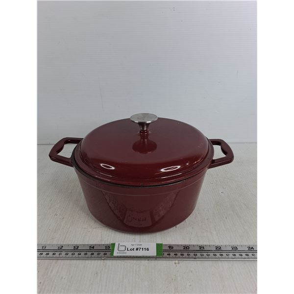 Cast Iron Dutch Oven 10" Diameter