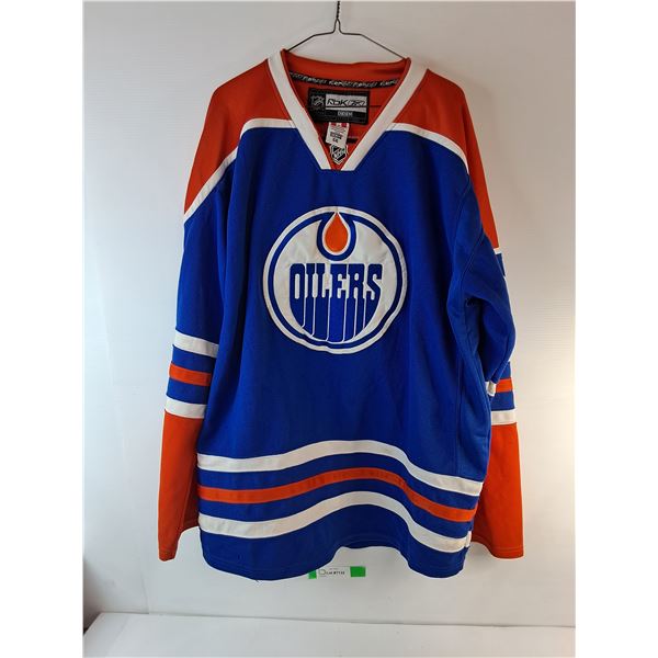 *Edmonton Oilers Connor McDavid Jersey- Size 56