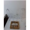 Image 4 : (2) Window Panels, Acrylic Throw Blanket, Over the Door Hanger, Cheese Tool Set