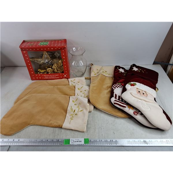 11 Light Jewel Star Tree Topper, Powers On, As Is, Glass Vase & Christmas Gift Socks