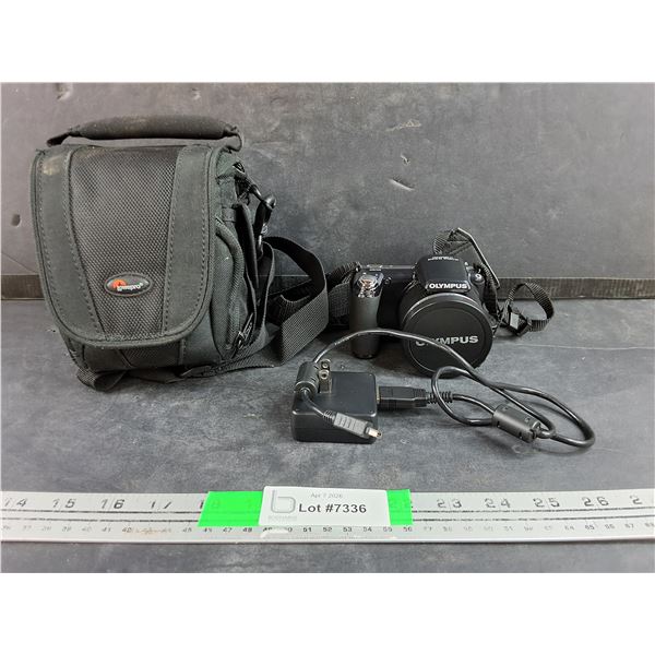 Olympus 14 Megapixel SP 810UZ Digital Camera - Powers On, As Is, & LowePro Camera Bag