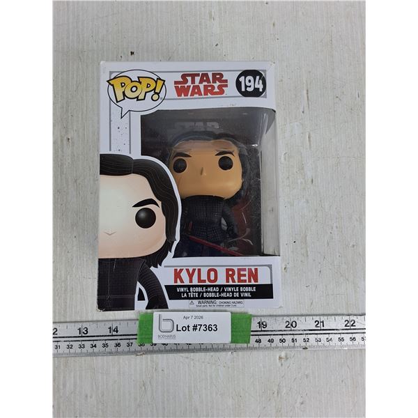 Star Wars Kylo Ren Vinyl Bobble Head- Appears NIB