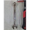 Image 3 : 16 oz Hammer w/ Magnet, Philips Screwdriver, Combination Wrench
