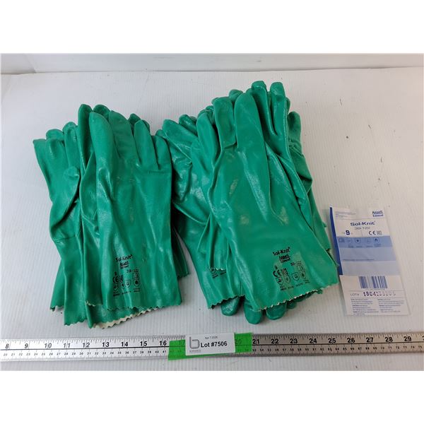 (12) Pairs of Nitrile Gloves, Appear New- Size 9