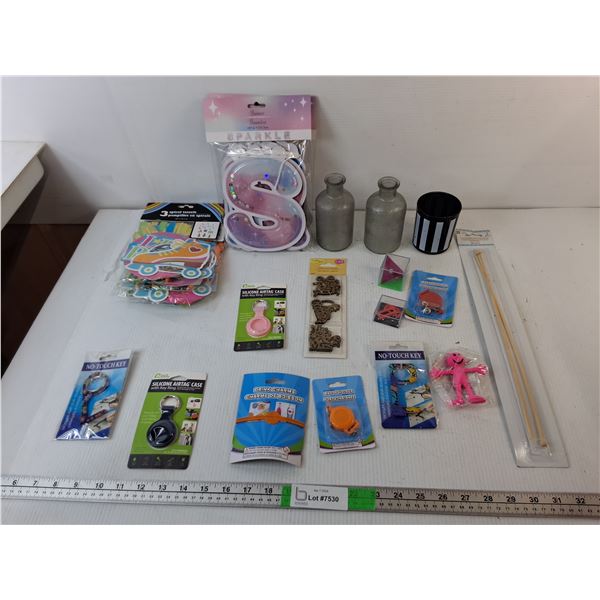 'Sparkle' Banners, Bamboo Knitting Needles, Silicone Airtag Cases, Misc.