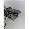 Image 5 : Delta 4" Belt/6" Disc Sander - Powers On, As Is, PICKUP ONLY