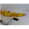 Image 6 : (2) 1 Ton Scissor Car Jacks, PICKUP ONLY