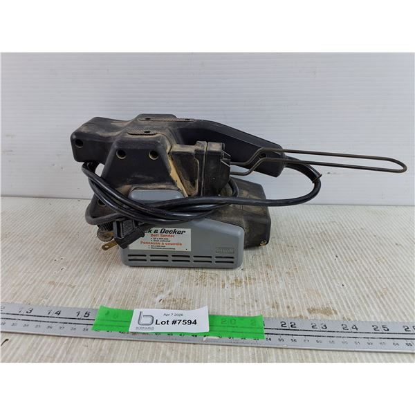 Black & Decker Belt Sander - Powers On, As Is