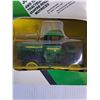 Image 2 : 1:64 John Deere 4WD Tractor (NIB)