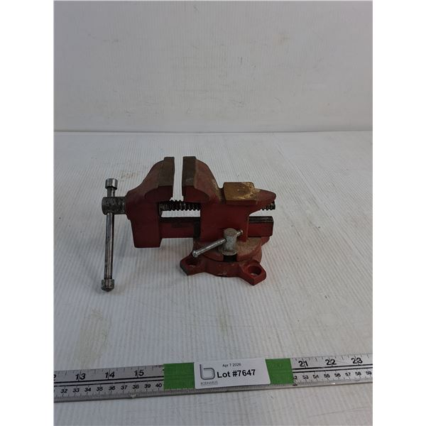 3.5" Red Bench Vise ( as is) - PICK UP