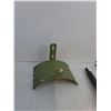 Image 3 : Tape Measure Reel, Hammer, Hose Reel Bracket, Misc
