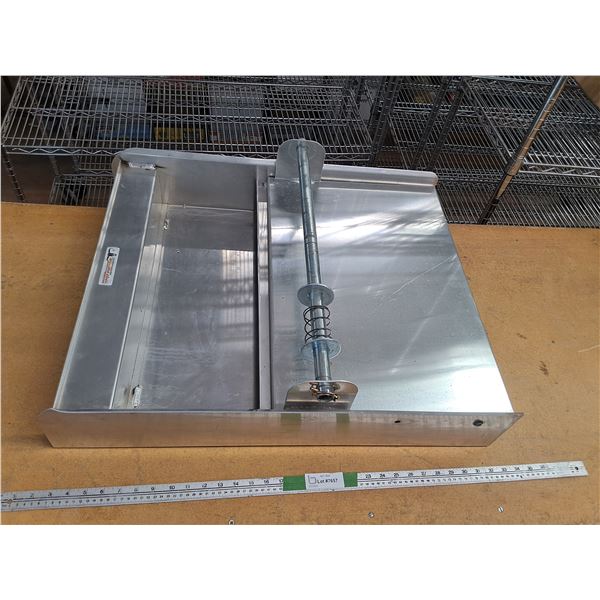 Pit-Posse Aluminum Trailer Organizer 30"x24" ( cannot ship)