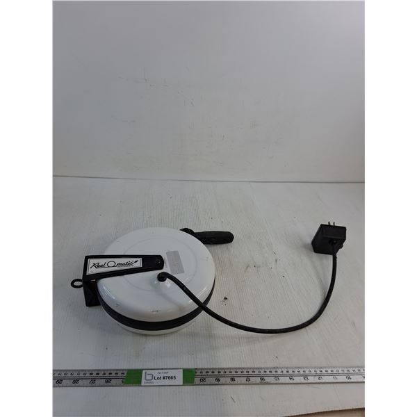 Reel-O-Matic Retractable Cord Reel 10" (as is)