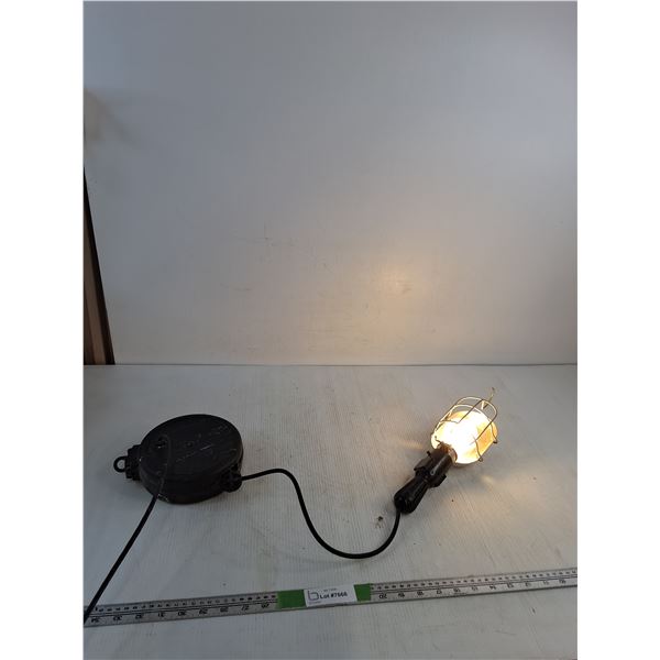 Flood Light Retractable Cord Reel (as is)