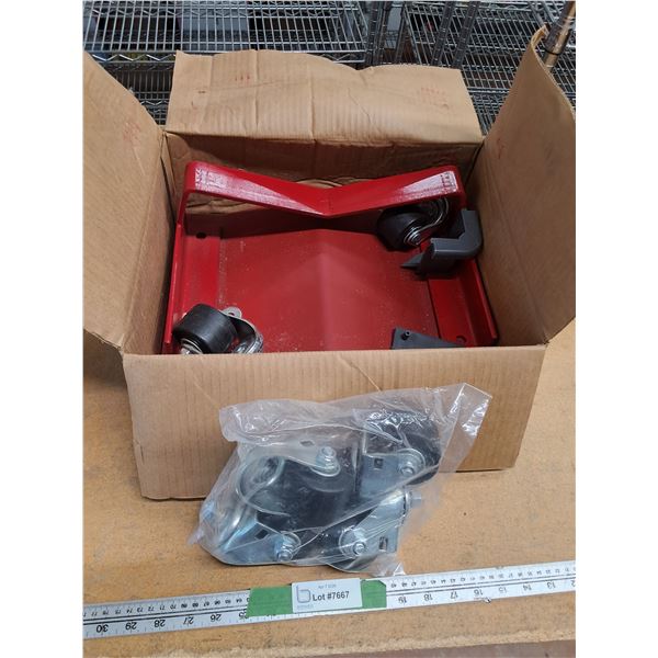 Red Metal Engine Dolly (as is), Cannot Ship